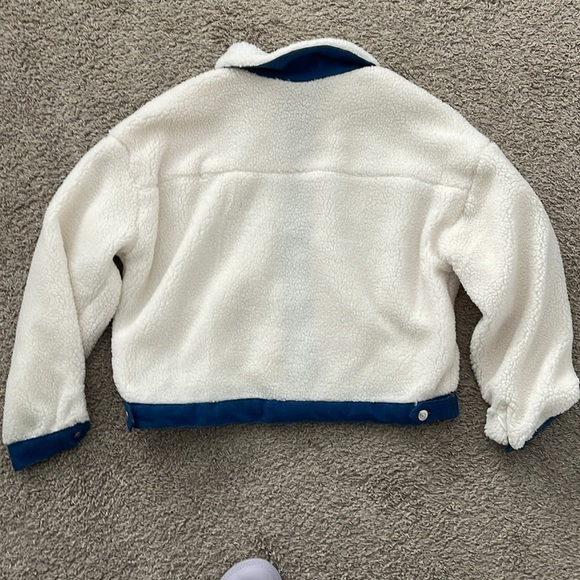 NWT women’s jacket - Picture 2 of 6